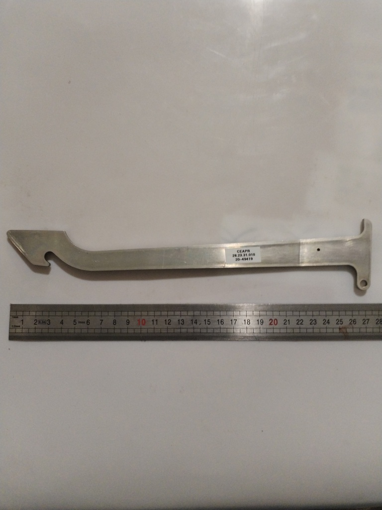 28.23.31.010 CROCHET FE