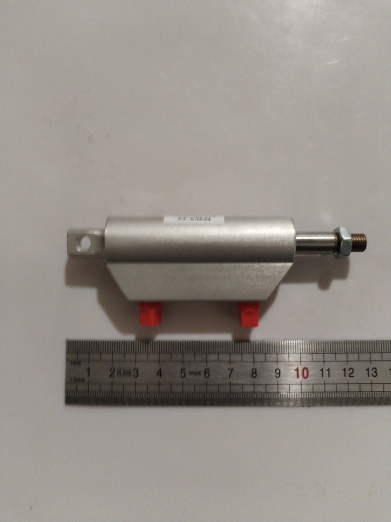 00.00.05.574 -- Maitre-cylindre
