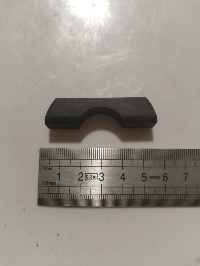 655269 -- BUSHING