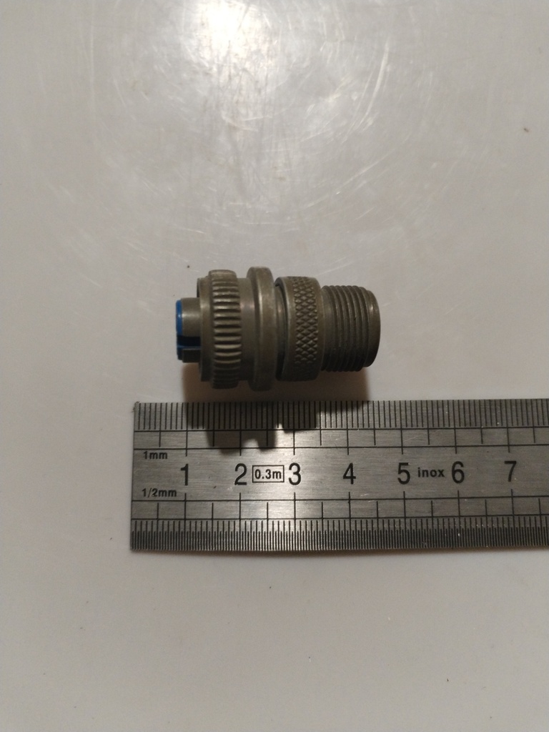 MS3106A10SL3S -- PLUG