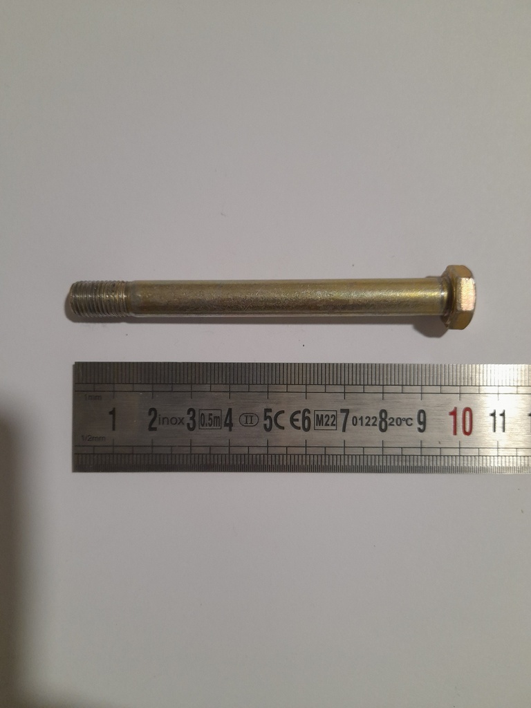 AN6-35A -- Bolt