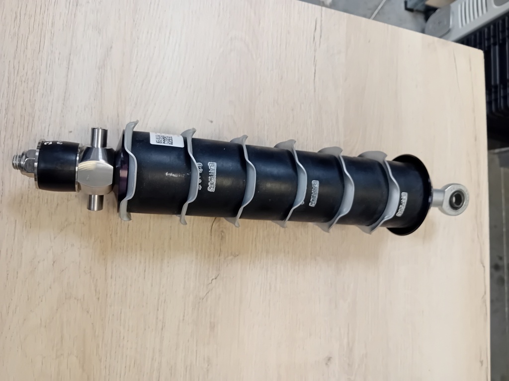 D44-3223-20-00X02 = D44-3223-20-00X01 -- NLG damper assy high heel