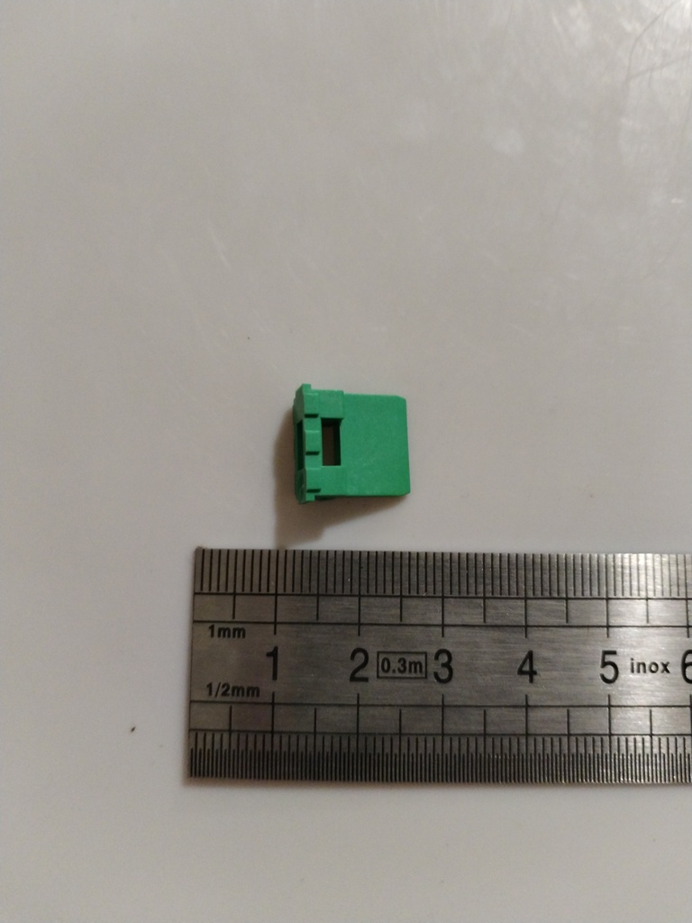 W6P = 187-8719 = 67.21.43.020 -- Cale prise deutsch male