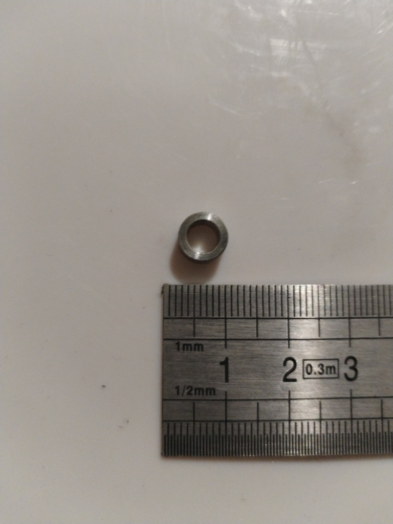 34.11.06.010 -- Entretoise 5*8,4 xc 18 S