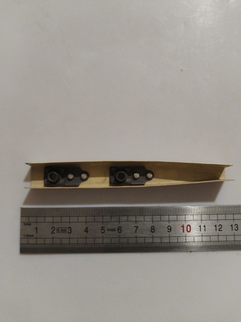 34.11.10.002 -- Nervure intérieure anti tab