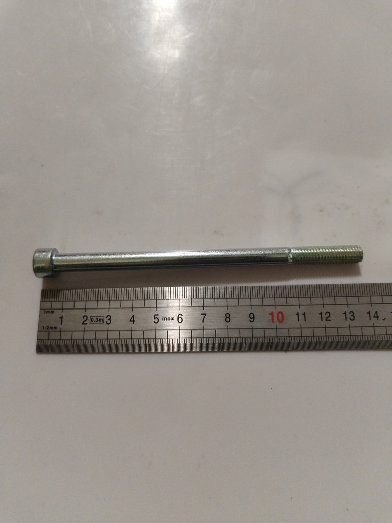 41.23.50.000 -- Vis CHC M8x30