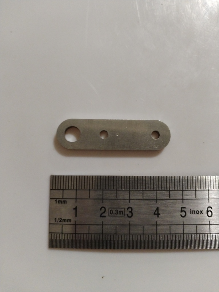 56.18.26.050 -- Palier volet boîte / carbu