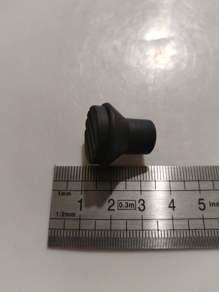 57.12.08.181 -- Bouton a tirer