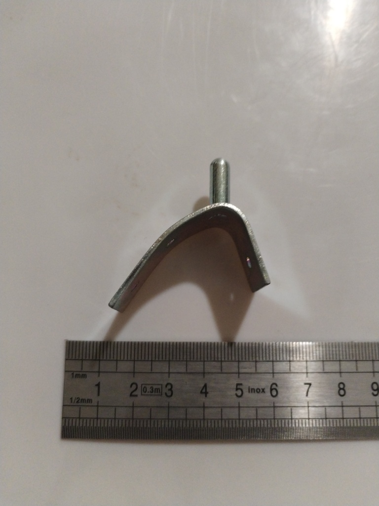 58.12.59.000 teton centrage capot moteur