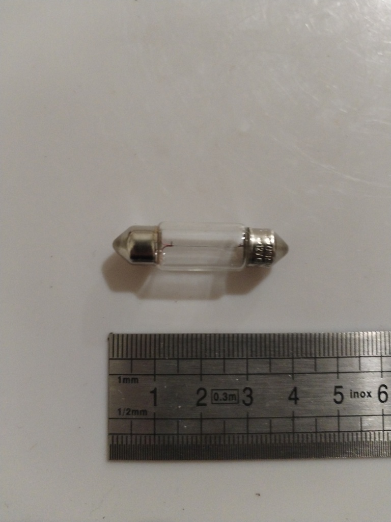 64.21.11.010 -- Lampe Navette