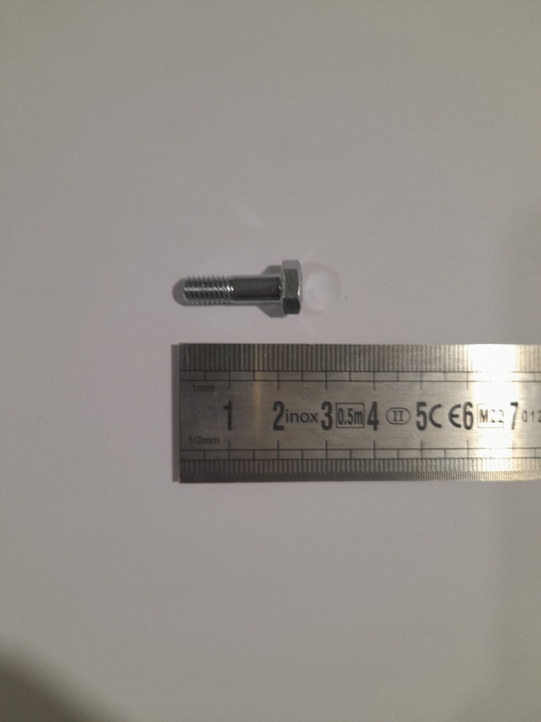 95.12.06.010 -- Vis h m6x20