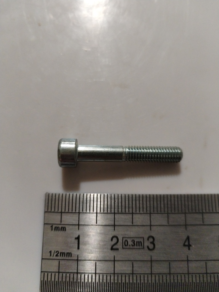 95.13.19.000 -- Vis chc