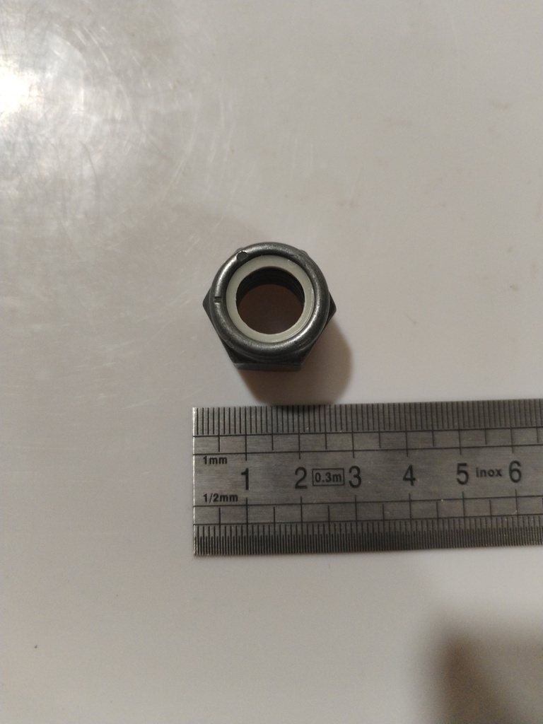 95.24.29.010 -- Écrou frein nylon M14