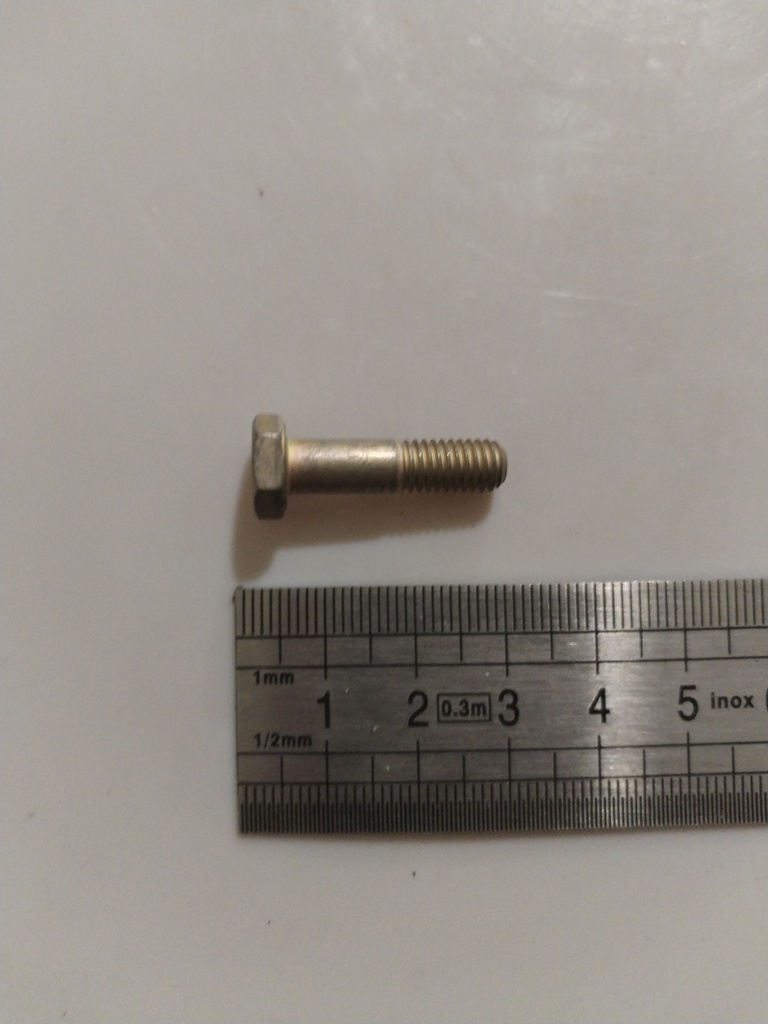 LN9037-M6X24 -- Bolt hexagon head
