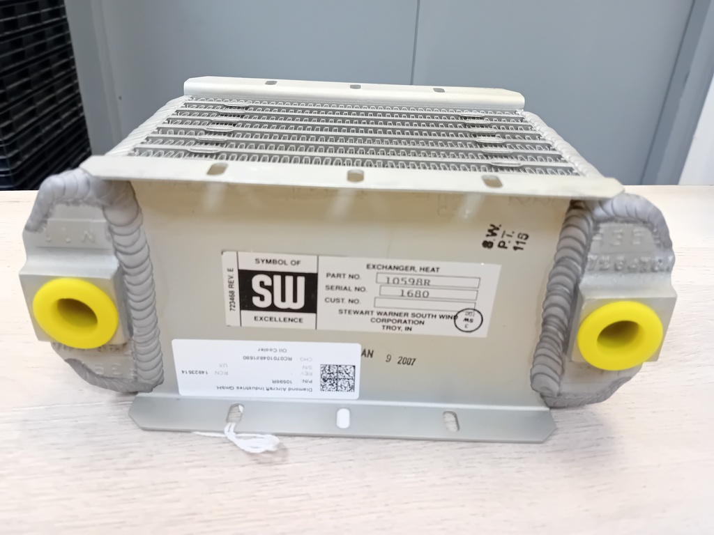 10598R -- oil cooler