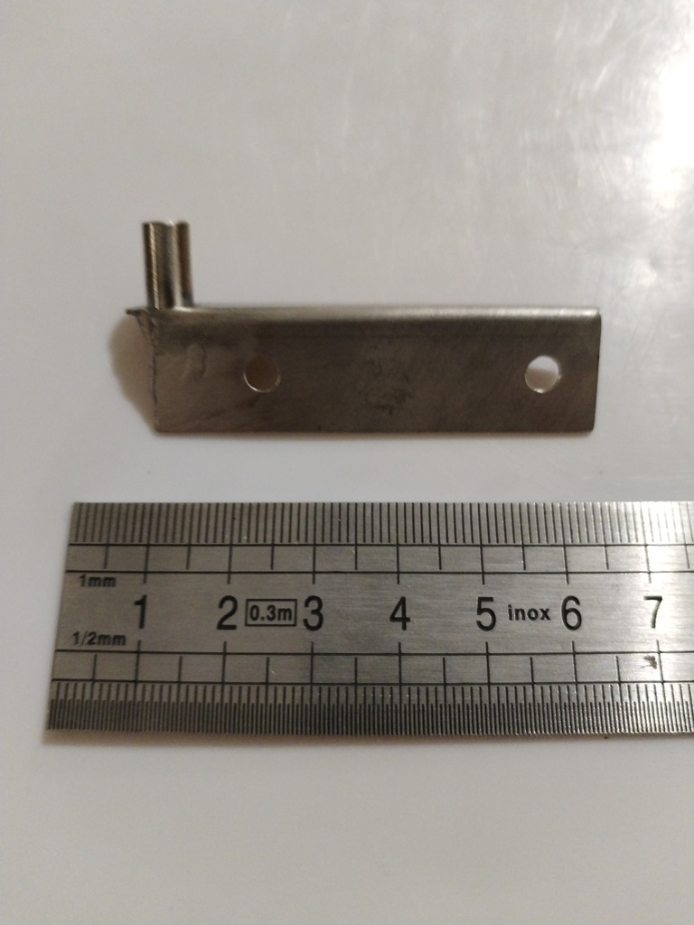 56.18.26.010  -- Ferrures Pivots de Volet (Jeu)