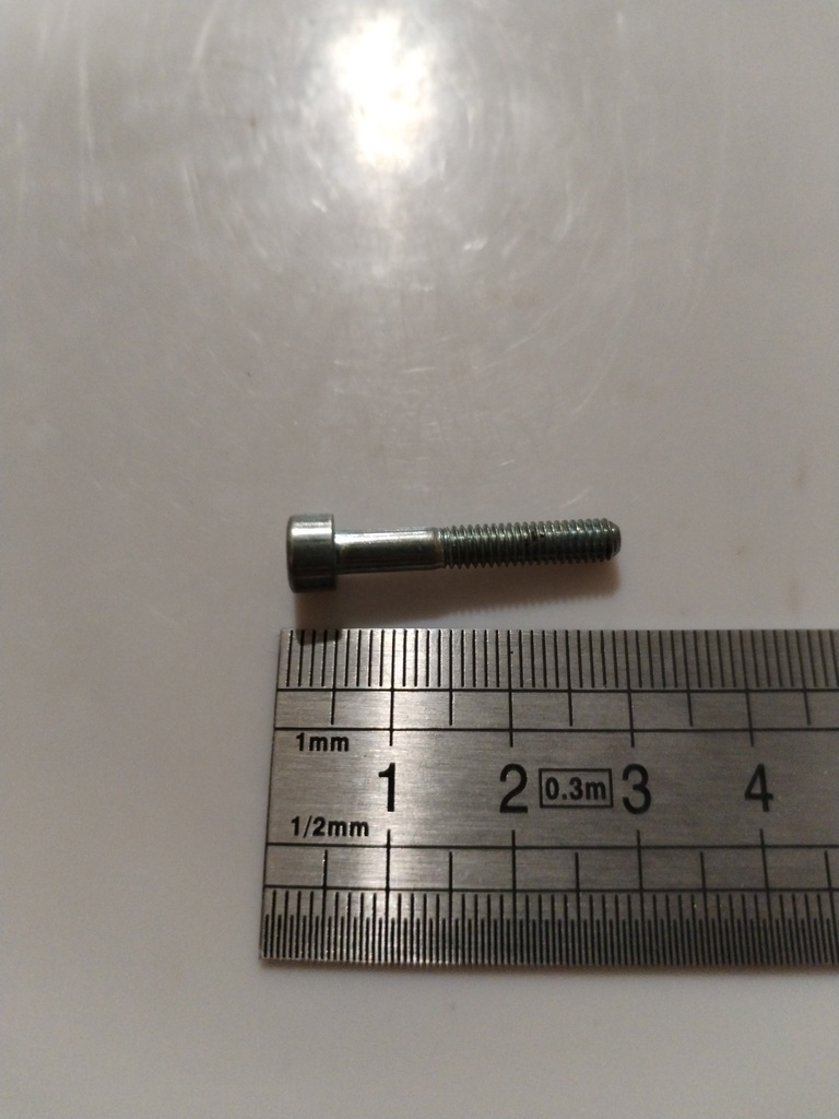 95.13.36.000 -- Vis BTR C 4 x 25