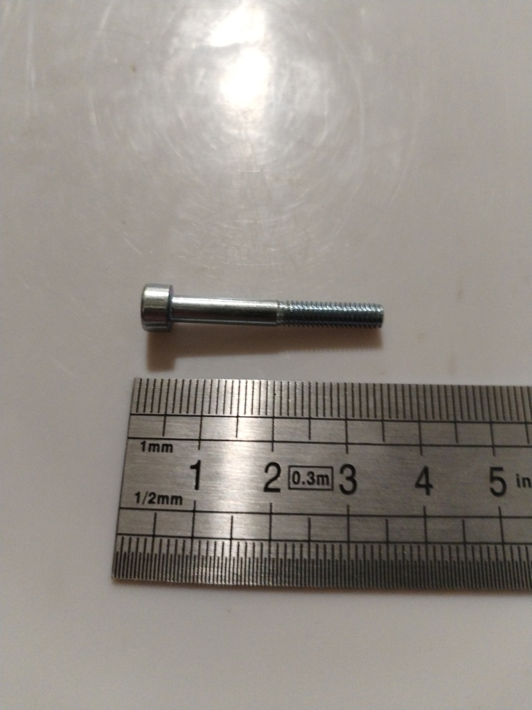 95.13.37.000 BTR 4x30