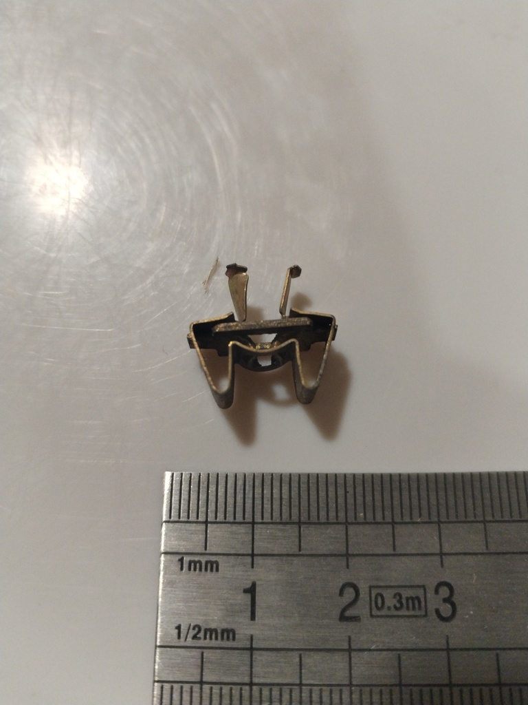 MS33737-12C Agrafes instruments