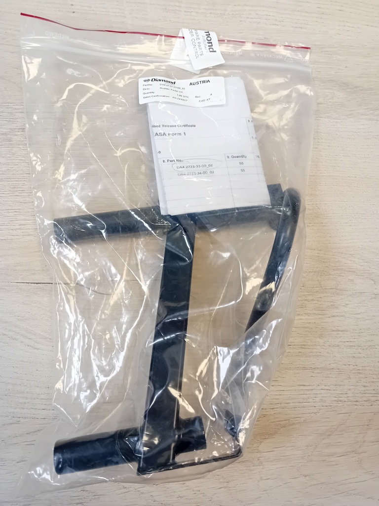 DA4-2723-33-00_02 -- Rudder pedal LH
