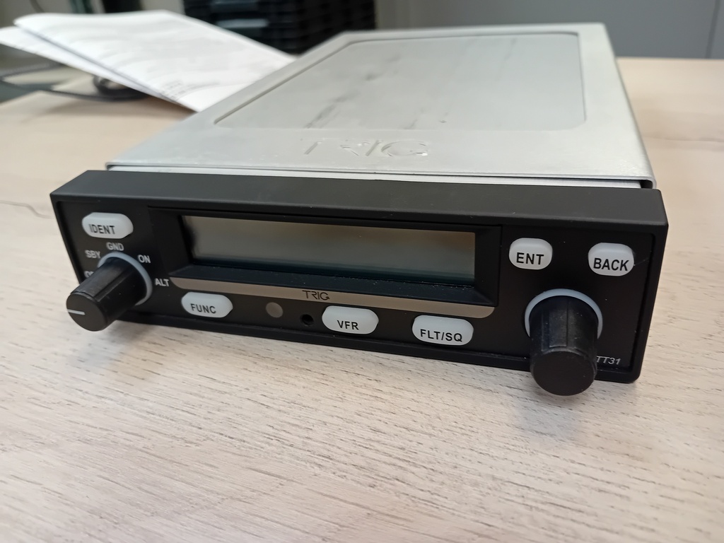 00225-00-01 -- TT31 MODE S kit Transponder class1 ( inclu le 00220-00-01)